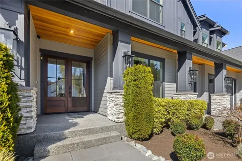 11688 NE 33rd Street Bellevue WA 98005