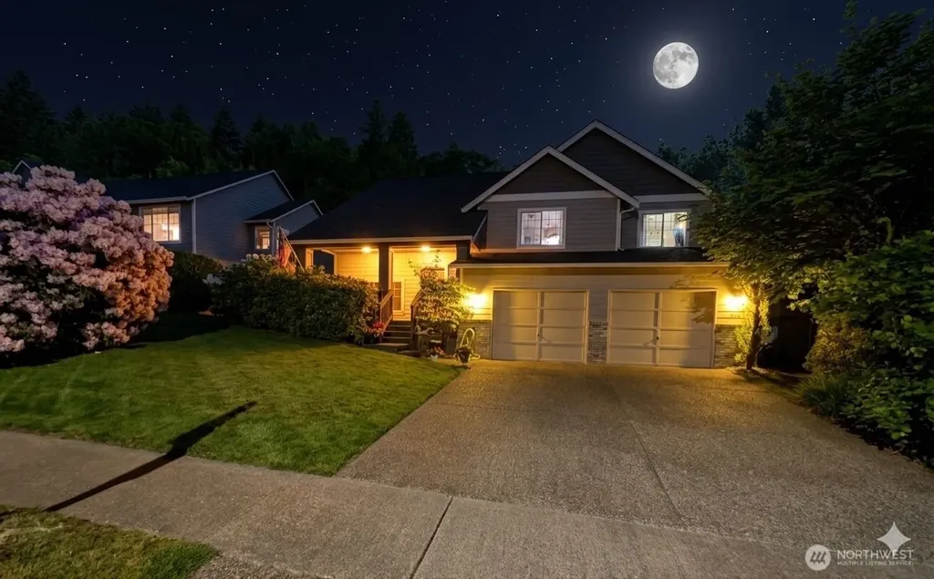 6108 133rd Place SW Edmonds WA 98026