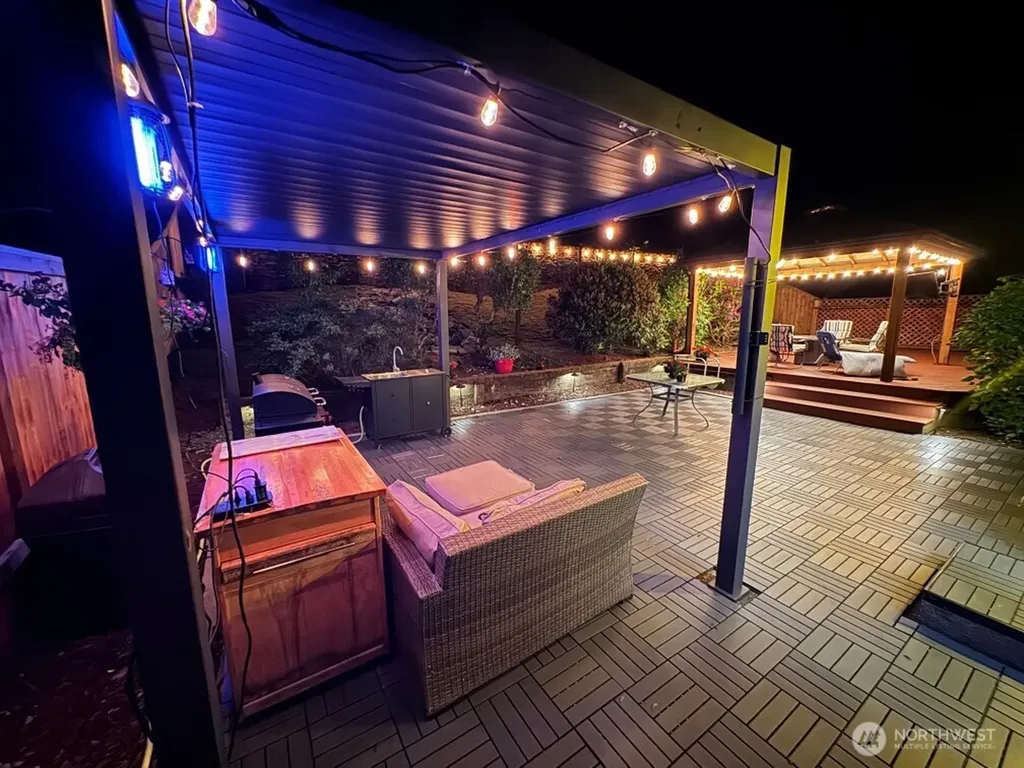 6108 133rd Place SW Edmonds WA 98026