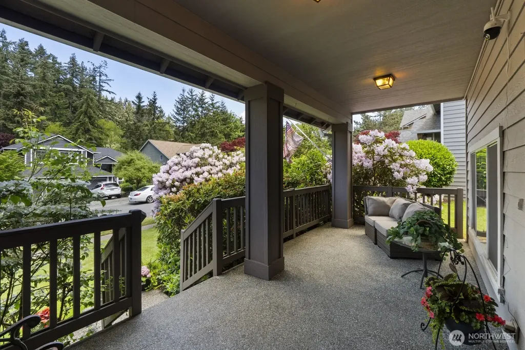 6108 133rd Place SW Edmonds WA 98026