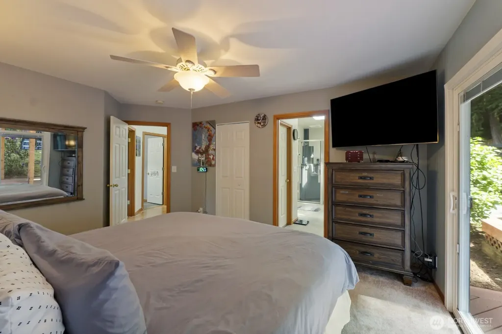 6108 133rd Place SW Edmonds WA 98026