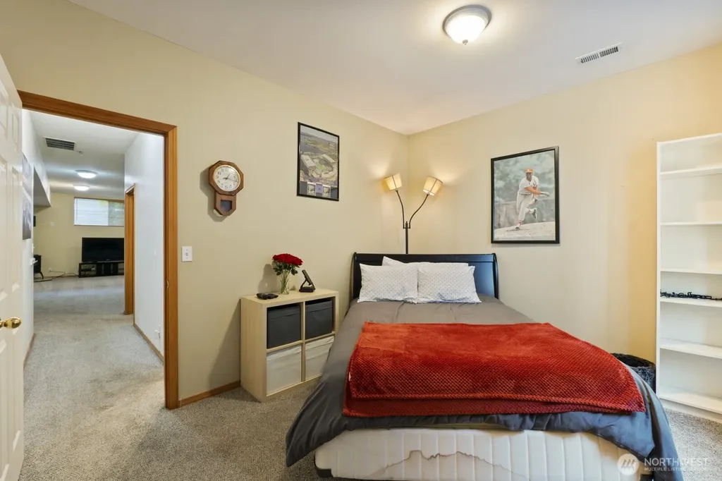 6108 133rd Place SW Edmonds WA 98026