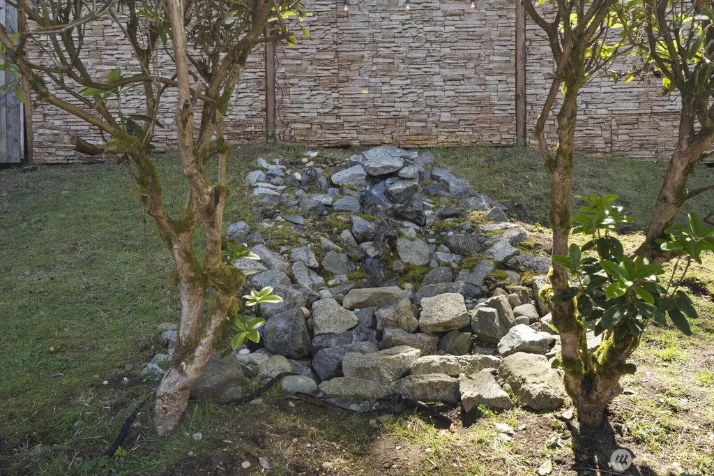 6108 133rd Place SW Edmonds WA 98026