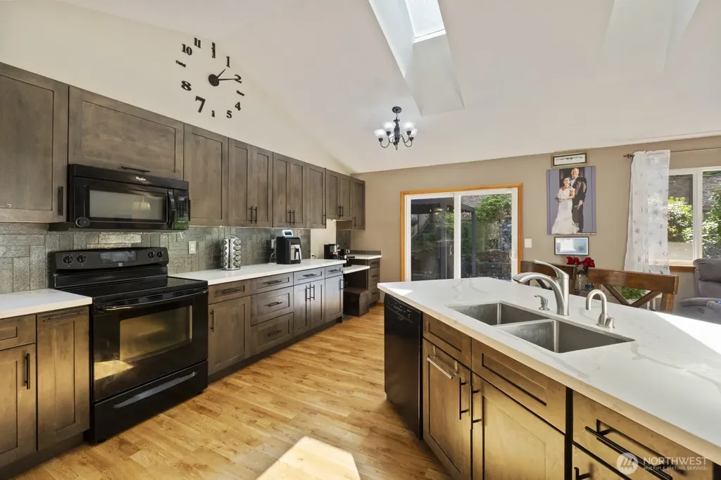 6108 133rd Place SW Edmonds WA 98026