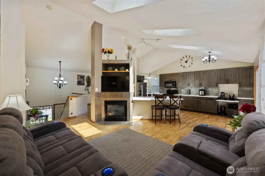 6108 133rd Place SW Edmonds WA 98026