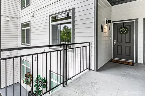 320 E 32nd Street Tacoma WA 98404
