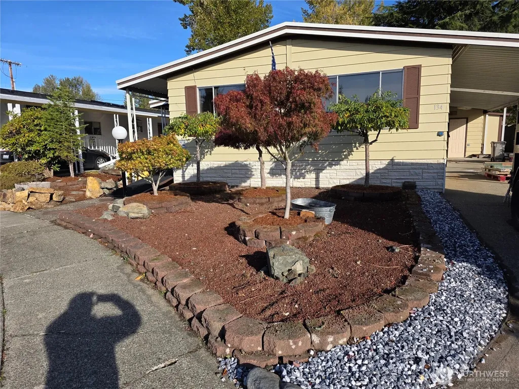 11436 SE 208th Street Kent WA 98031