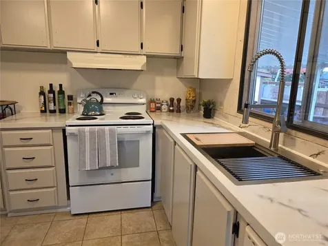 11436 SE 208th Street Kent WA 98031
