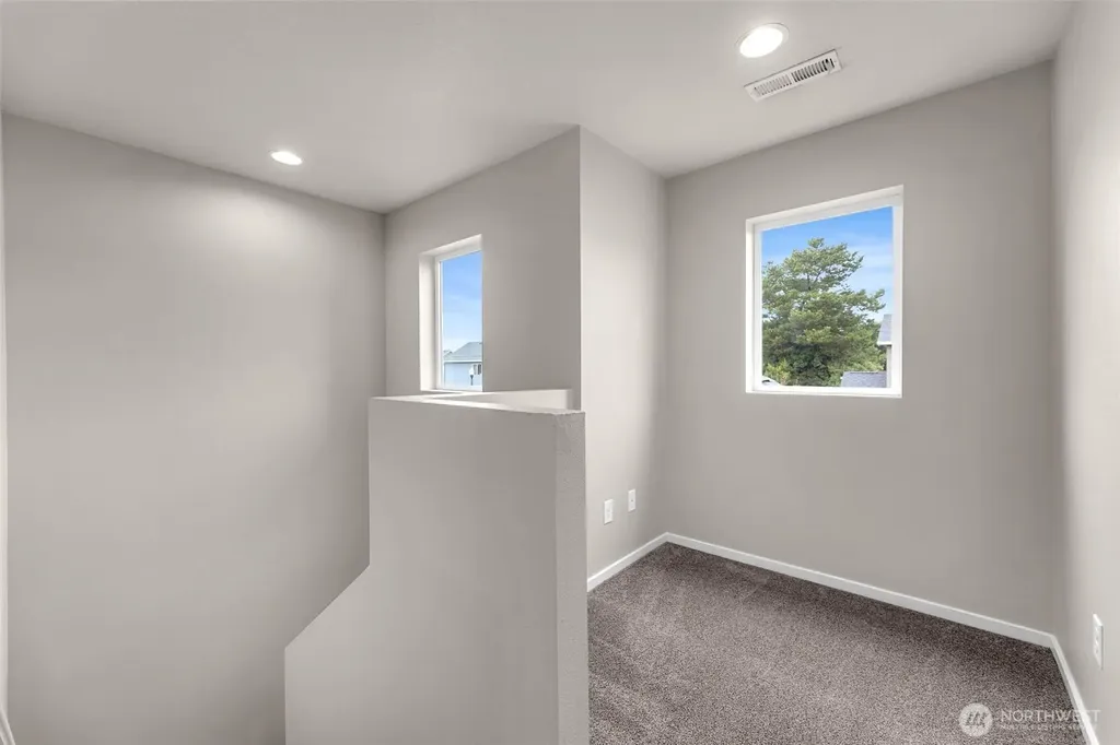 13105 NE 56th Circle Vancouver WA 98682