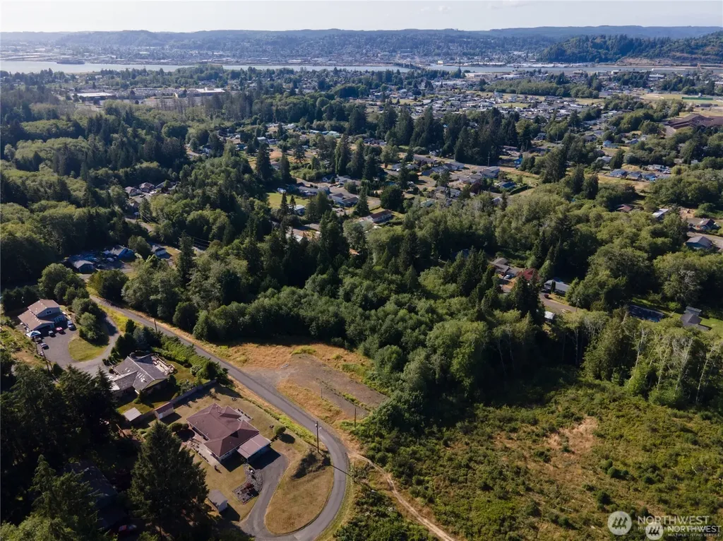 5 Lomax Street Aberdeen WA 98520