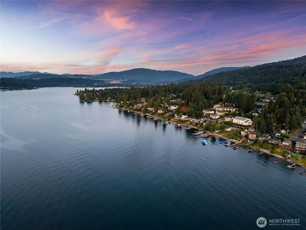 17714 SE 40th Place Bellevue WA 98008