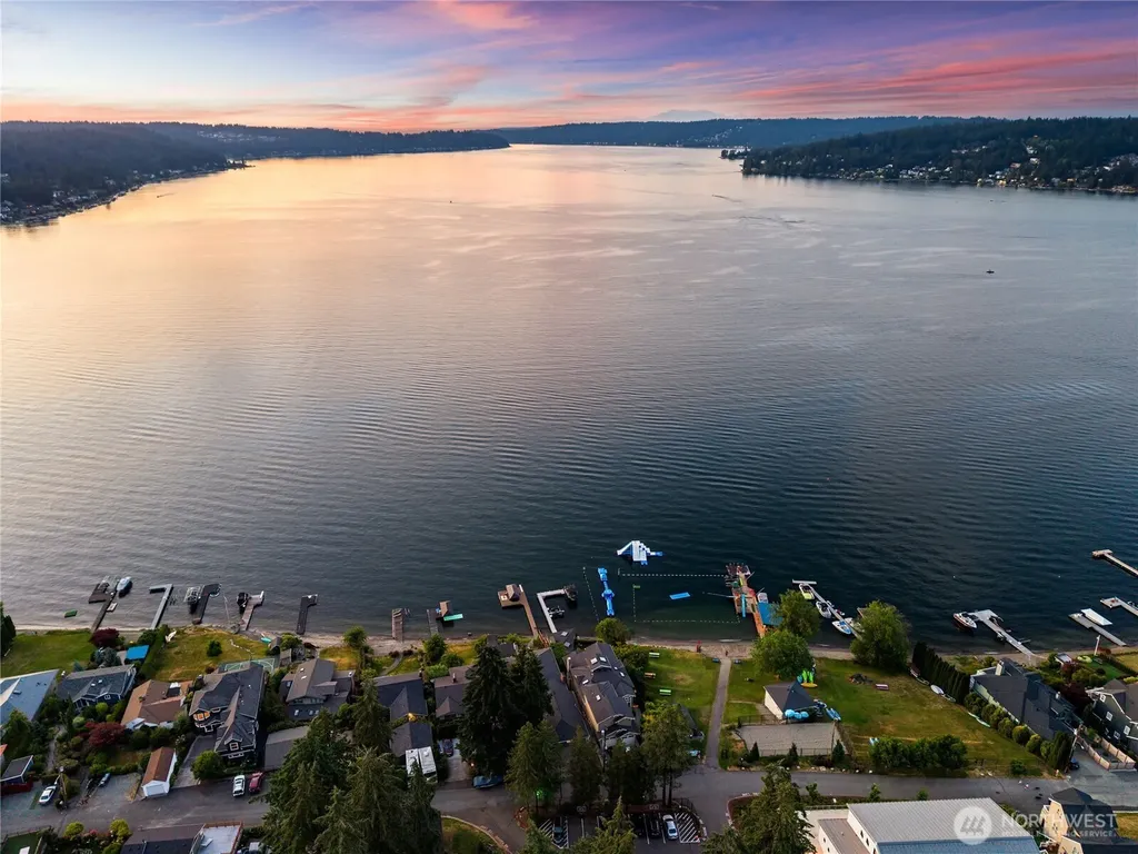 17714 SE 40th Place Bellevue WA 98008