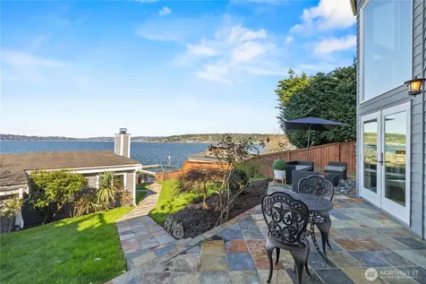 17714 SE 40th Place Bellevue WA 98008
