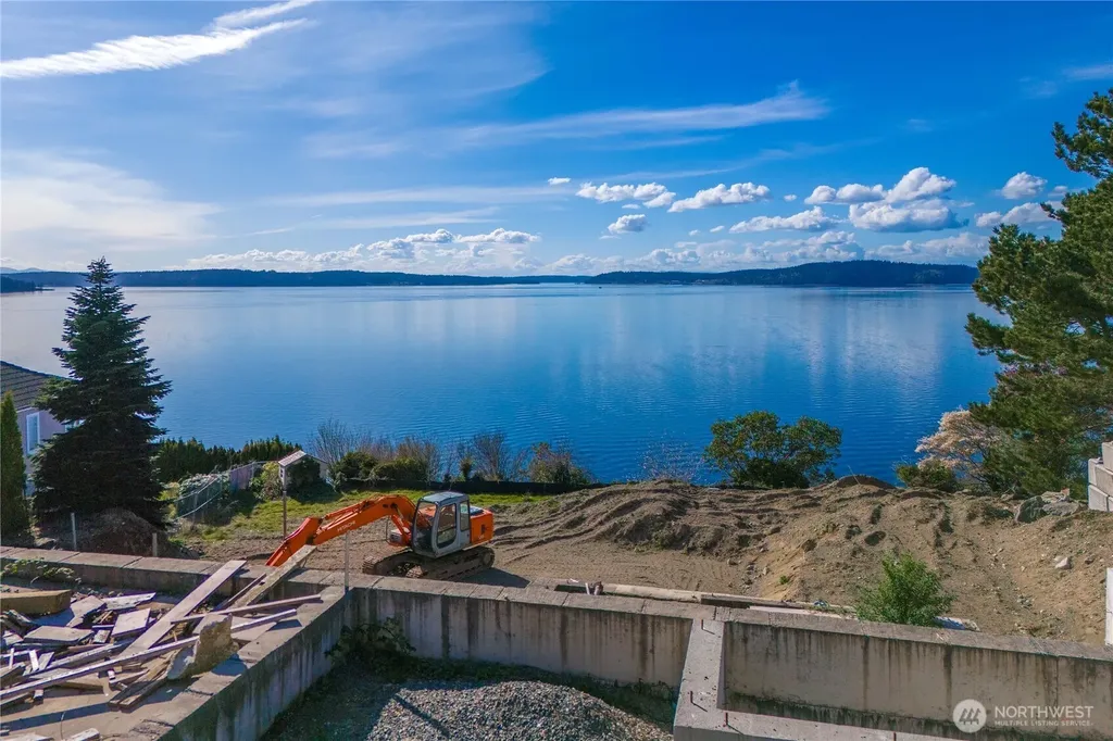 38 Puget Drive Steilacoom WA 98388