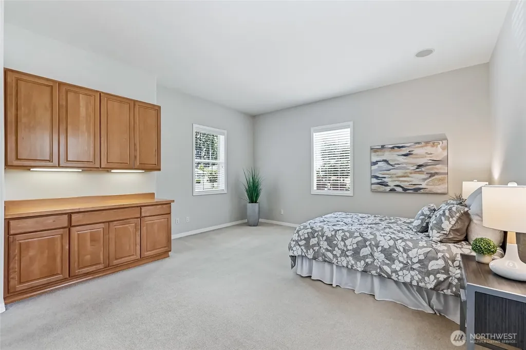 12521 237th Way NE Redmond WA 98053