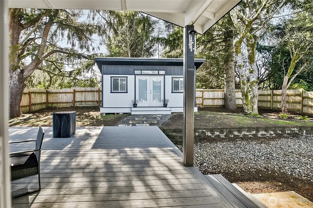 793 Island Circle SE Ocean Shores WA 98569