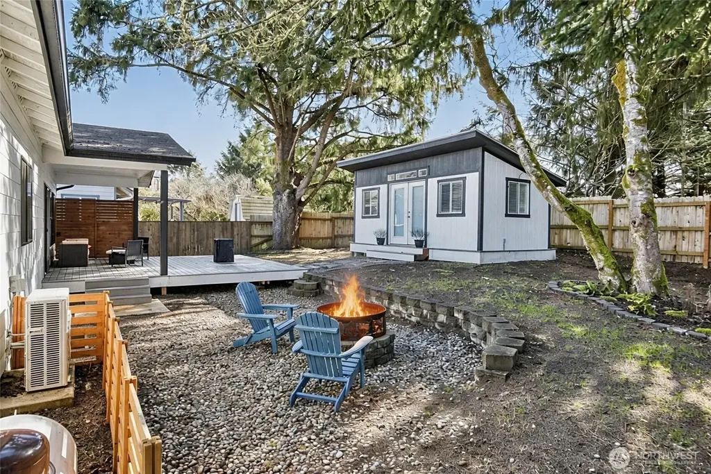 793 Island Circle SE Ocean Shores WA 98569