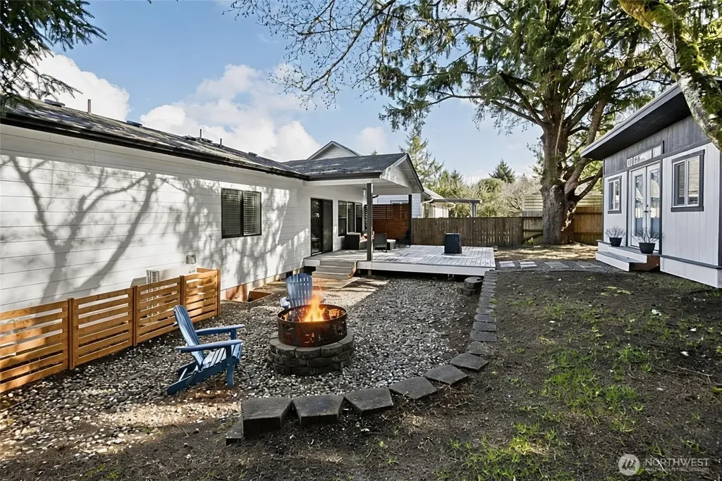793 Island Circle SE Ocean Shores WA 98569