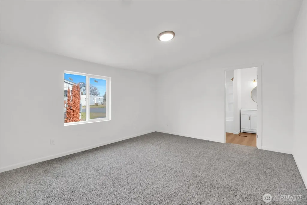 4815 NE Airway Drive Moses Lake WA 98837