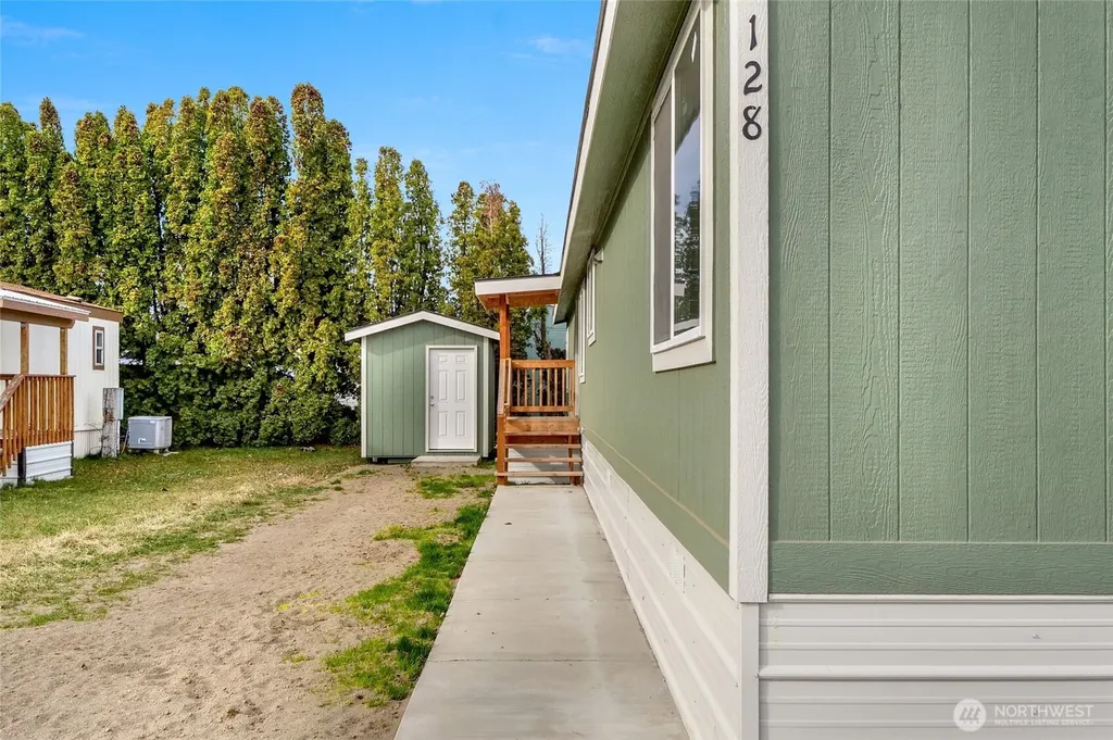 4815 NE Airway Drive Moses Lake WA 98837