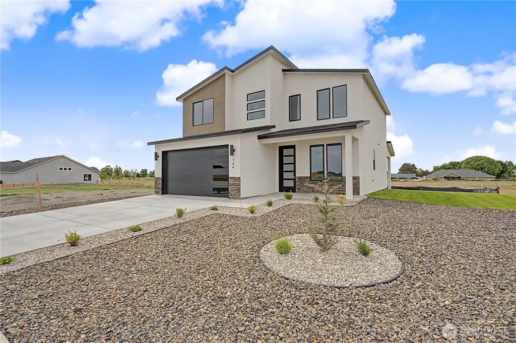 744 N Widgeon Street Moses Lake WA 98837
