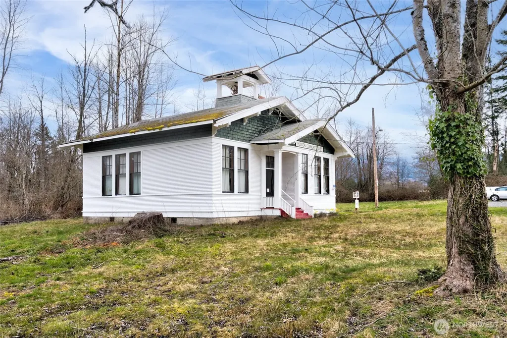 22159 Grip Road Sedro Woolley WA 98284