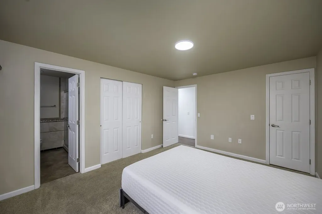 1401 S Hamilton Road Moses Lake WA 98837