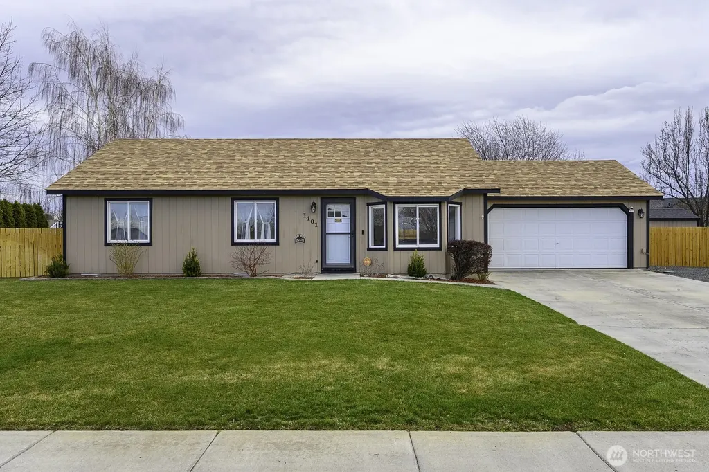 1401 S Hamilton Road Moses Lake WA 98837