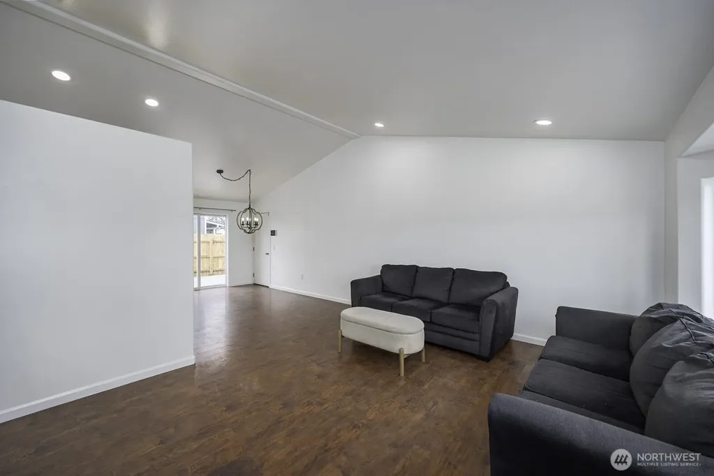 1401 S Hamilton Road Moses Lake WA 98837