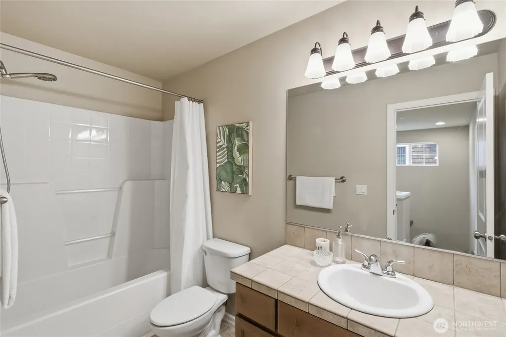 16415 48th Avenue W Edmonds WA 98026