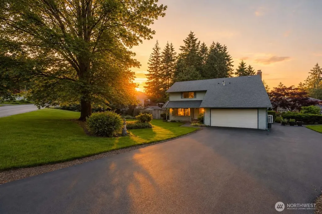 2222 NE Lexington Drive Bremerton WA 98311