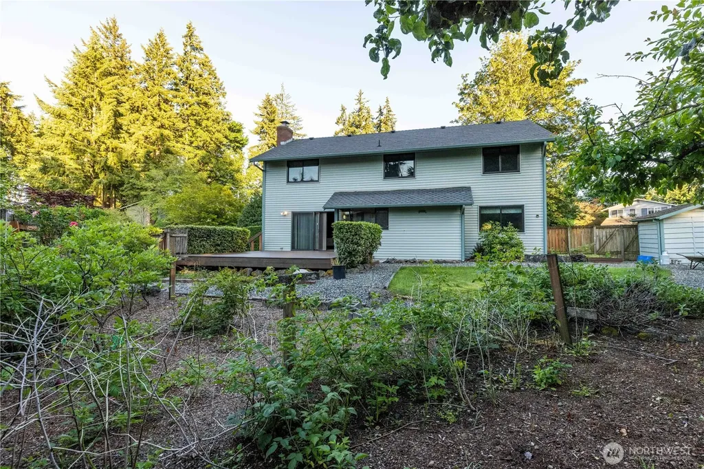 2222 NE Lexington Drive Bremerton WA 98311