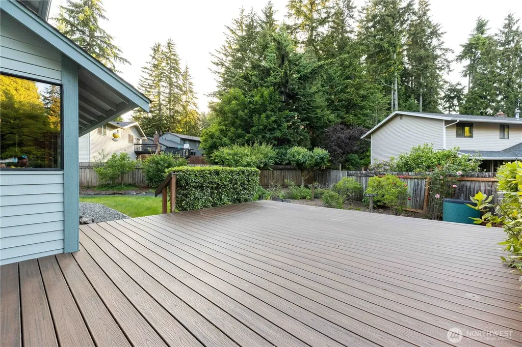 2222 NE Lexington Drive Bremerton WA 98311
