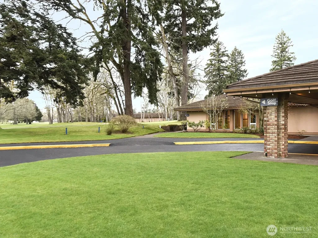 7713 Zircon Drive SW Lakewood WA 98498