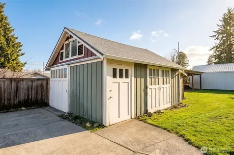 11303 86th Avenue E Puyallup WA 98373