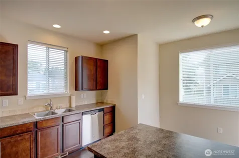 1709 Hillcrest Loop Mount Vernon WA 98274
