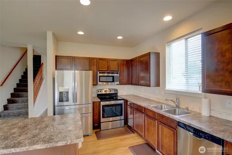 1709 Hillcrest Loop Mount Vernon WA 98274