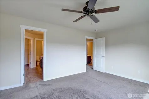 1709 Hillcrest Loop Mount Vernon WA 98274