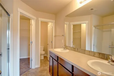 1709 Hillcrest Loop Mount Vernon WA 98274