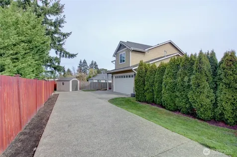 1709 Hillcrest Loop Mount Vernon WA 98274