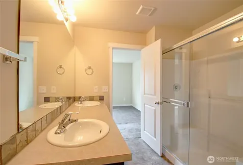 1709 Hillcrest Loop Mount Vernon WA 98274