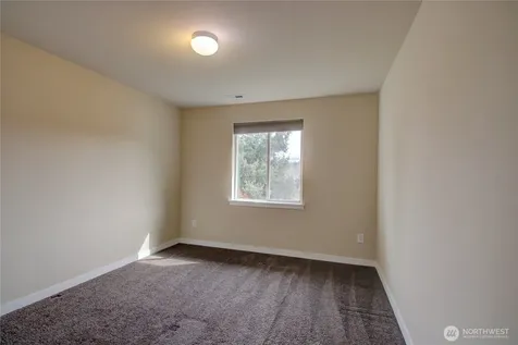 1709 Hillcrest Loop Mount Vernon WA 98274
