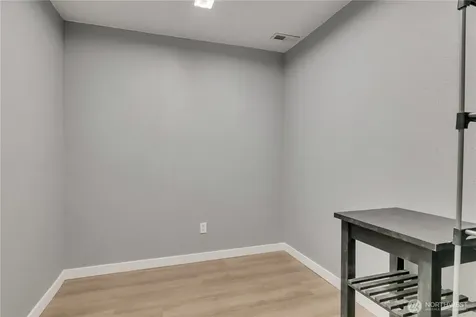 20632 SE 288th Place Kent WA 98042