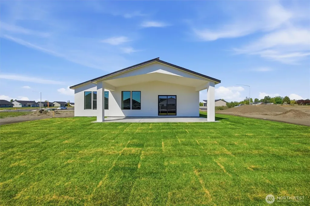 739 N Muscovy Street Moses Lake WA 98837