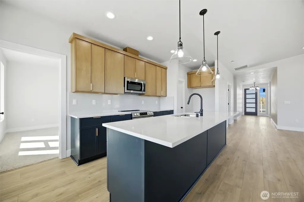 739 N Muscovy Street Moses Lake WA 98837