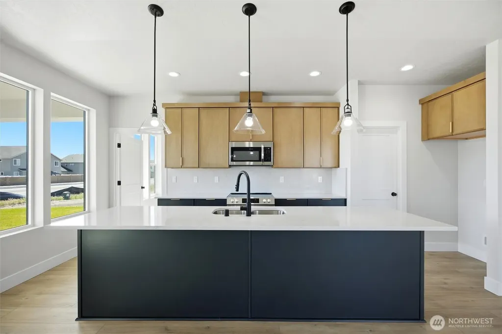 739 N Muscovy Street Moses Lake WA 98837