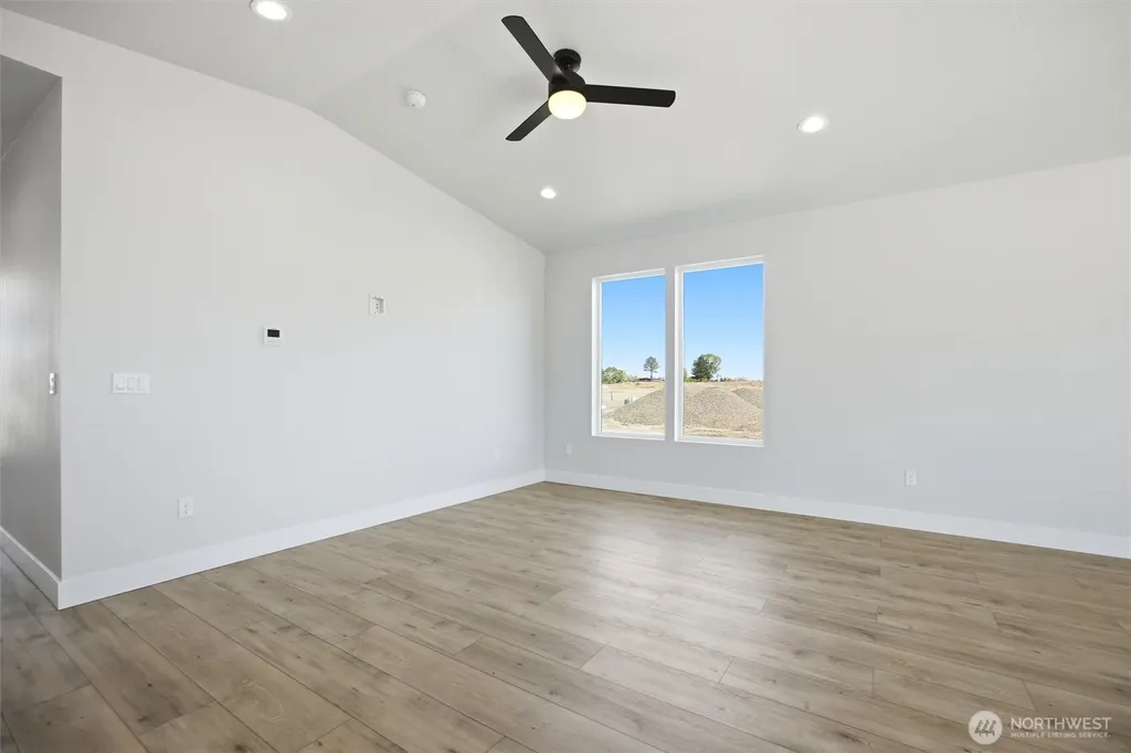 739 N Muscovy Street Moses Lake WA 98837