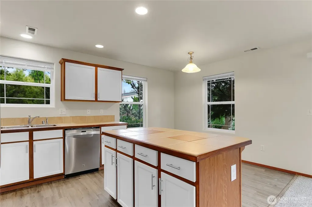 119 N Indiana Avenue Granite Falls WA 98252