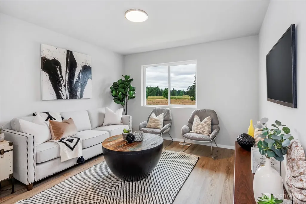13802 Brookdale Lane E Tacoma WA 98445