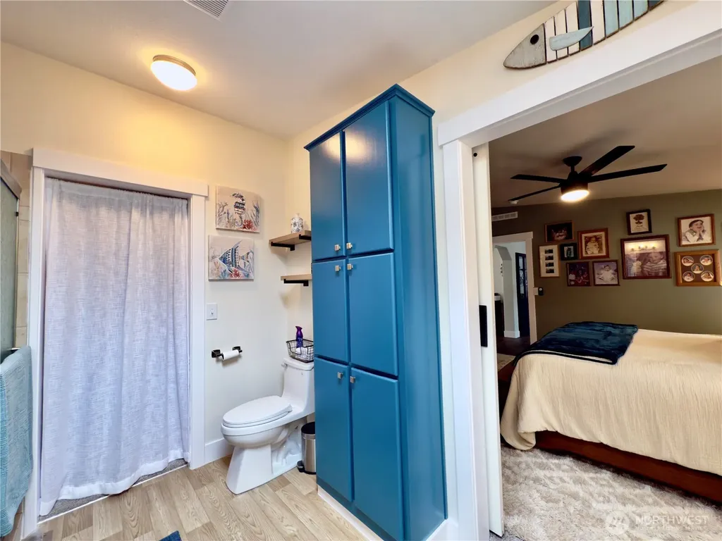 609 Chenois Avenue NE Ocean Shores WA 98569